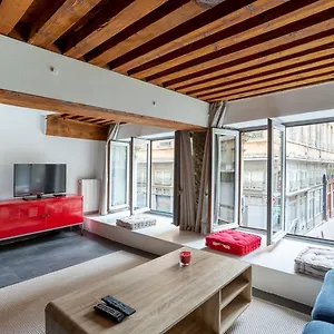 Guestready - Le Duplex Des Pentes Appartement Lyon